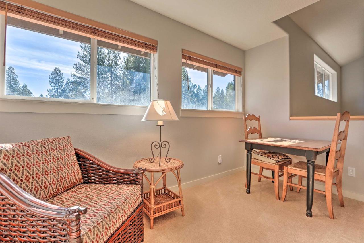 Bend Townhome With Golf Course Views And Private Deck! Exteriér fotografie